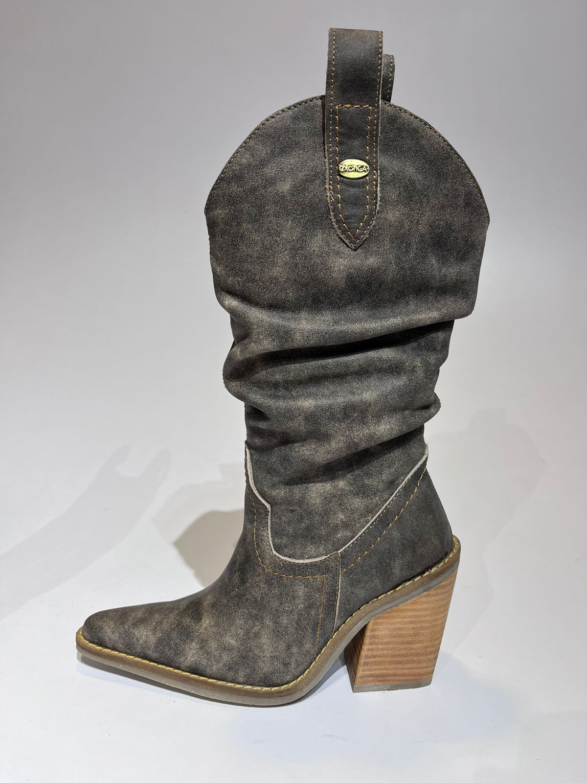 BOTA ARTEMISA PR25