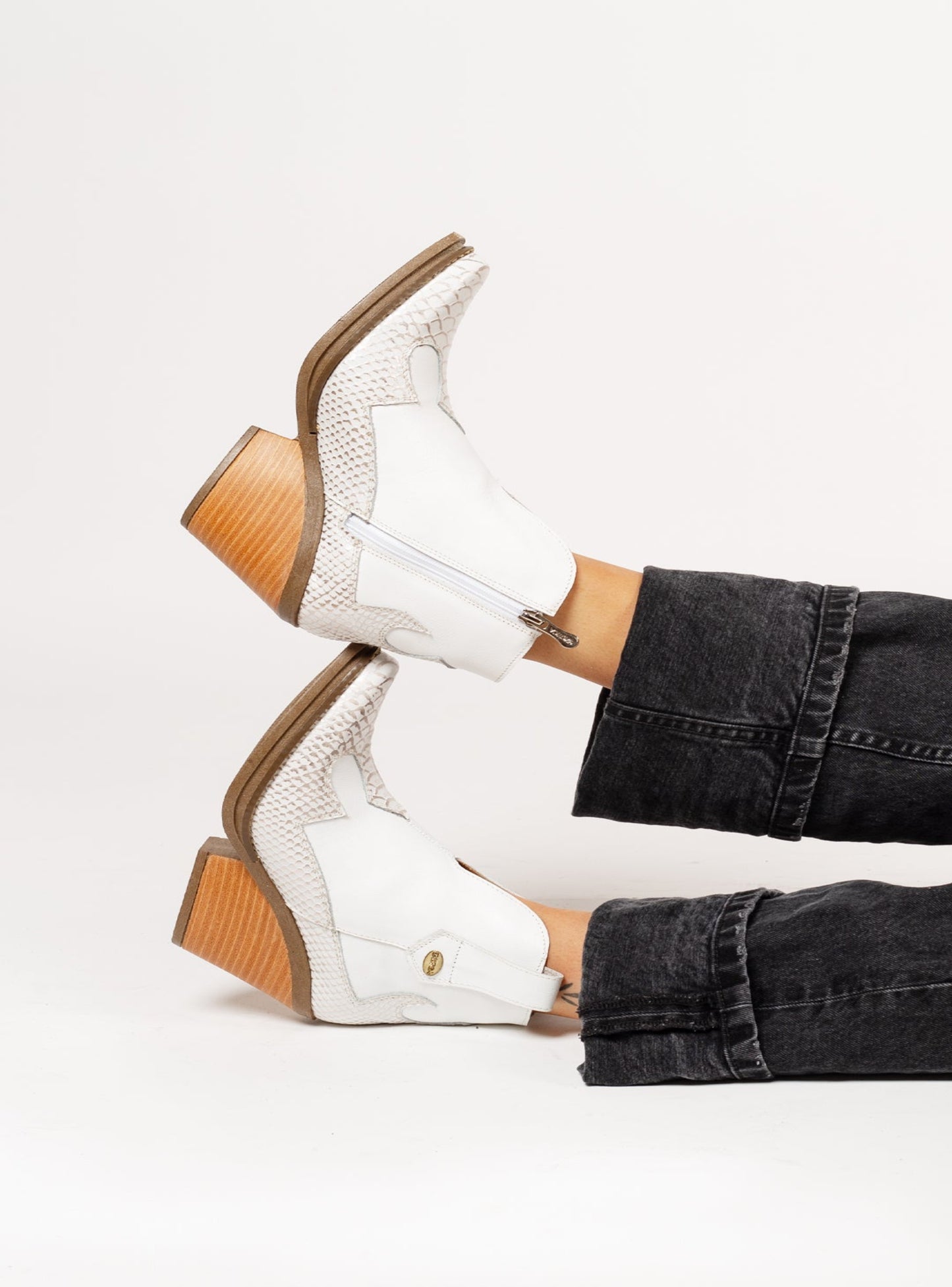 BOTIN AIDA PR25