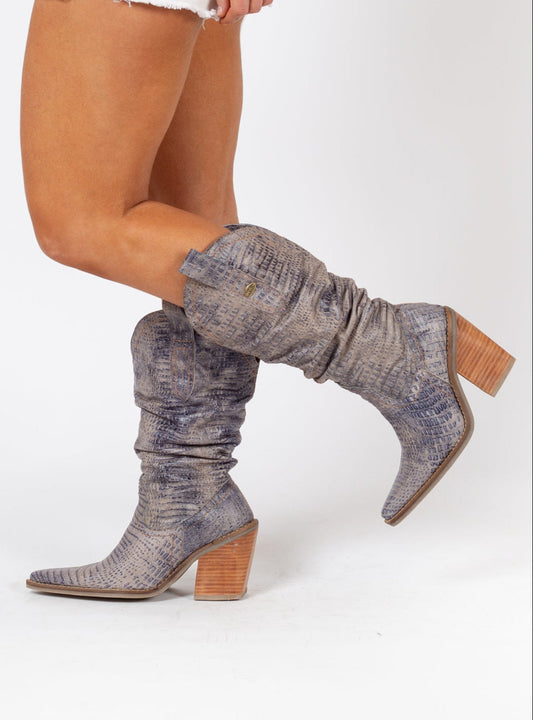 BOTA ARTEMISA VR27