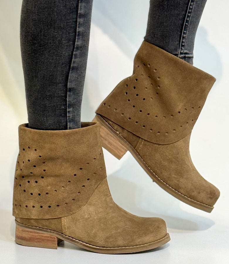 BOTIN CARLA