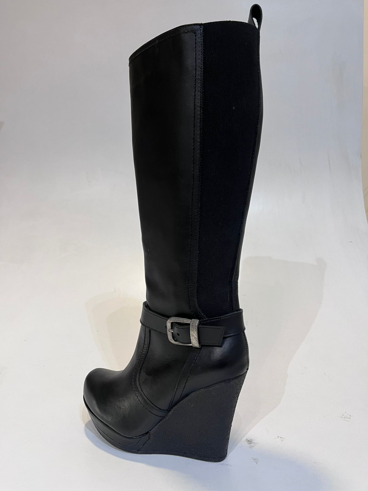 BOTA CASSIE