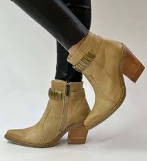BOTIN CELZA