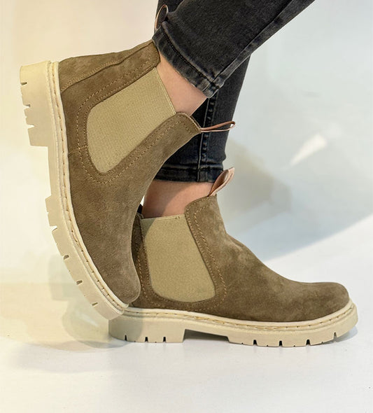 BOTIN CHELSIE