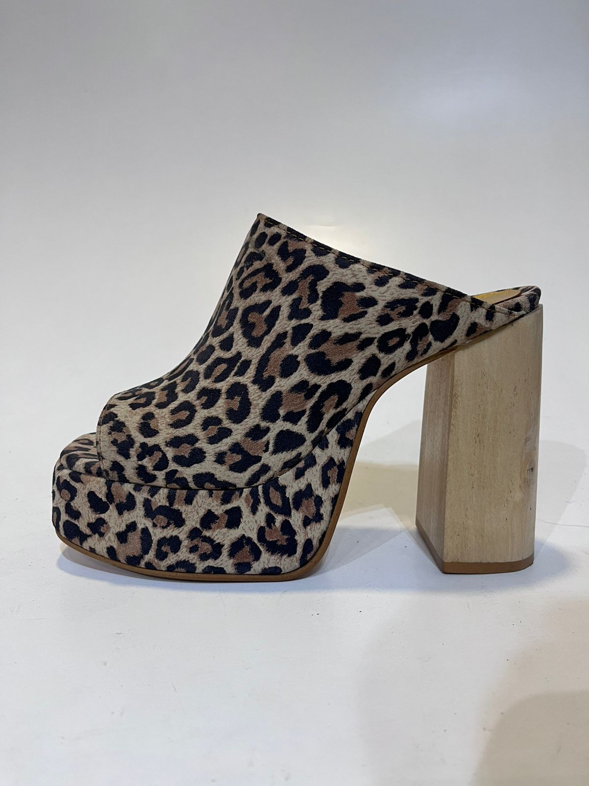 SANDALIA FRAN PR25