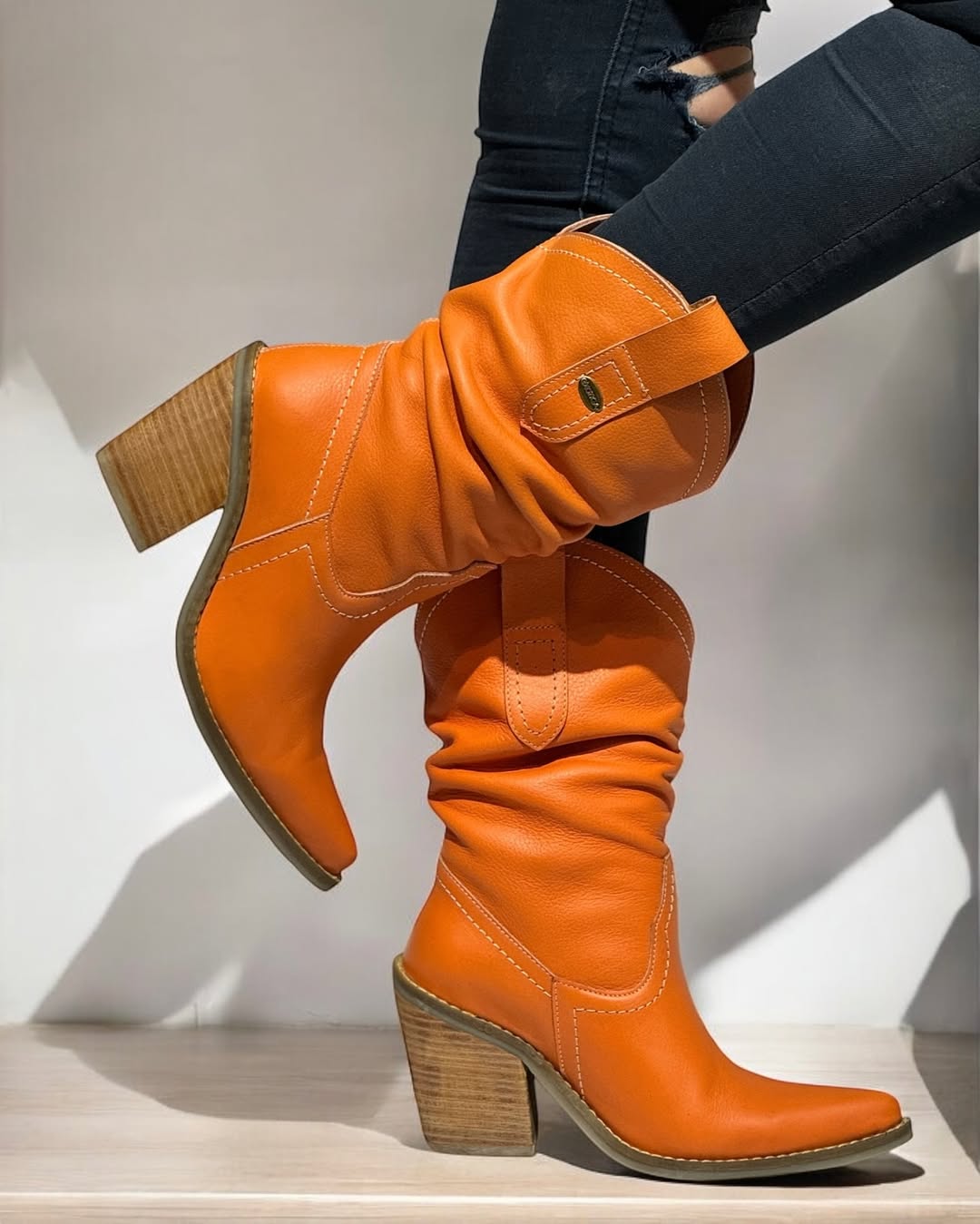 BOTA LUNA INV26