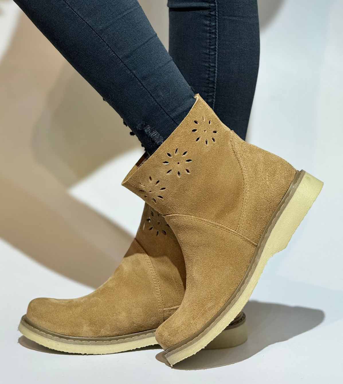 BOTIN OLIVIA