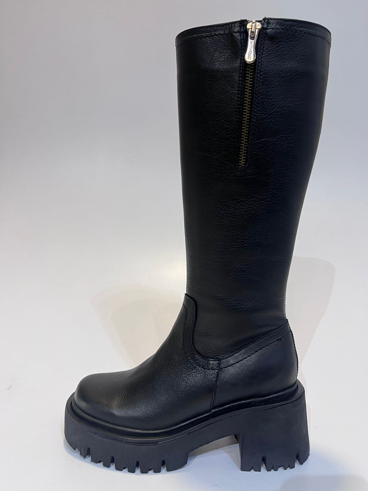 BOTA RENATA