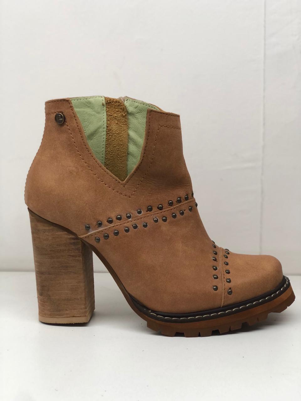 BOTIN SILVIA