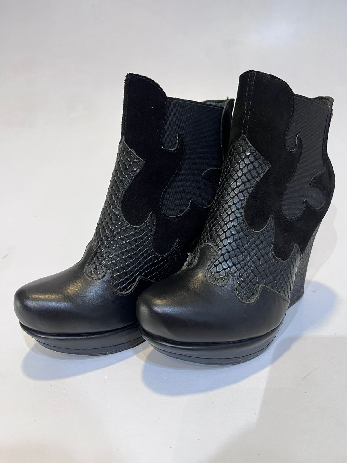BOTIN TAMARA