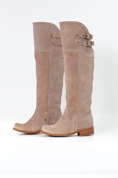 BOTA BUCANERA MELANIE INV26