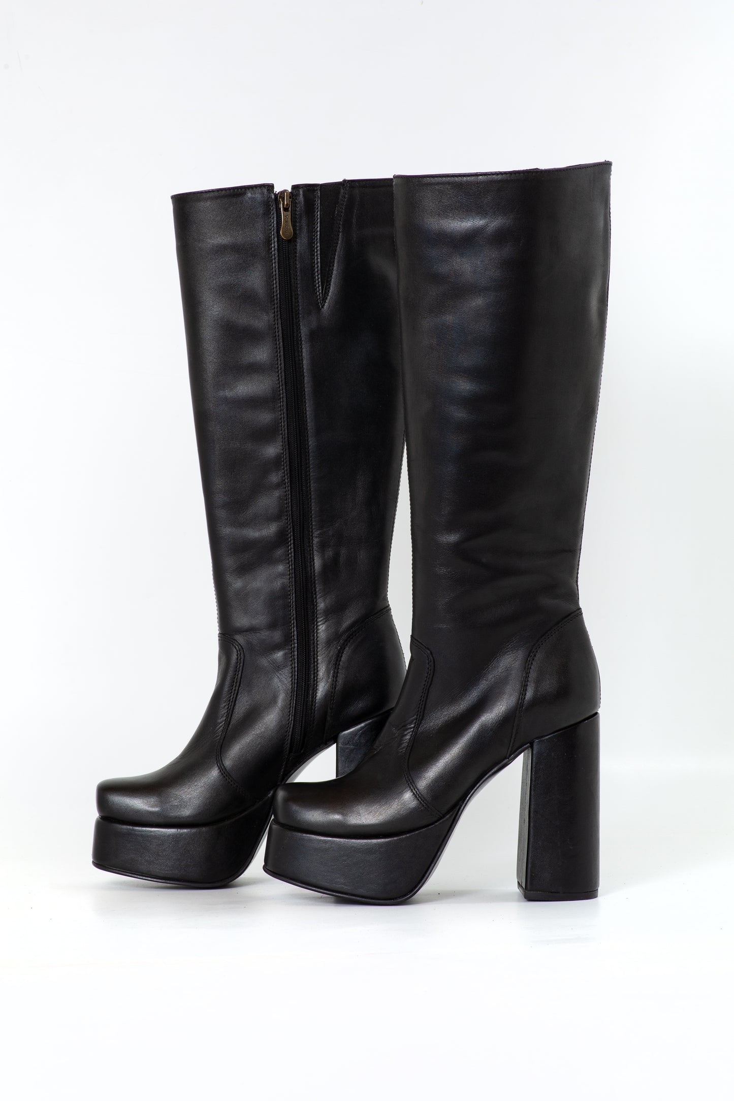 BOTA MIRELLA INV26
