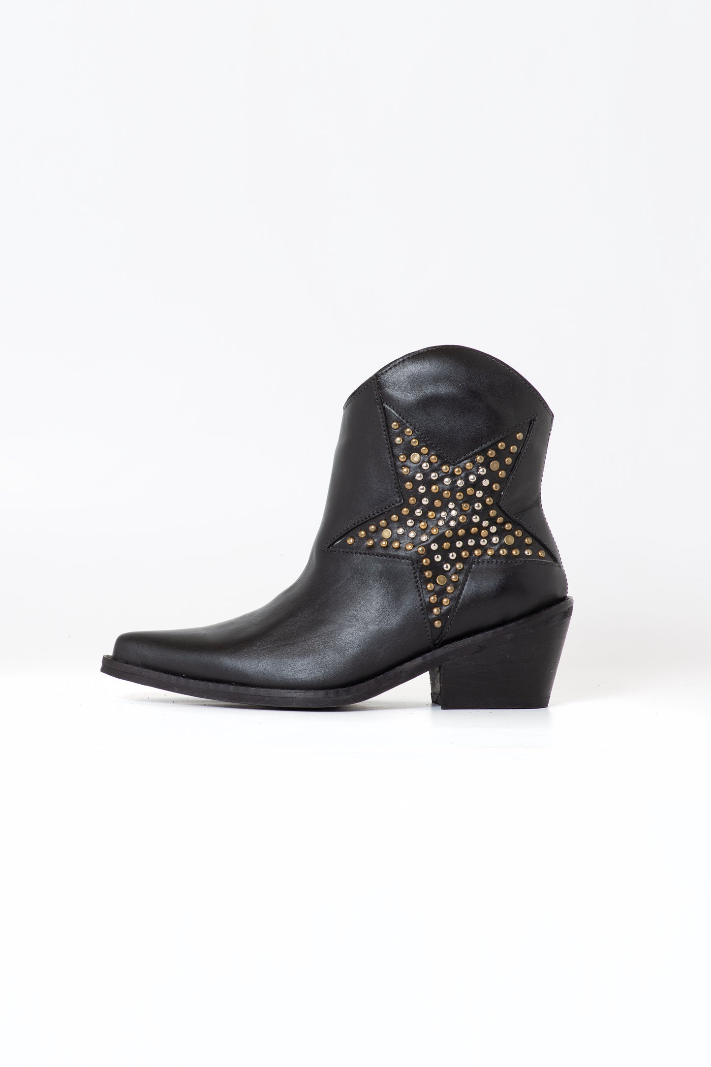 BOTIN DARA INV26