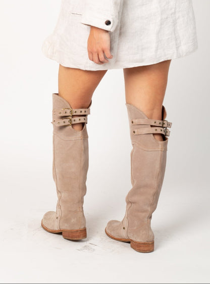 BOTA BUCANERA MELANIE INV26