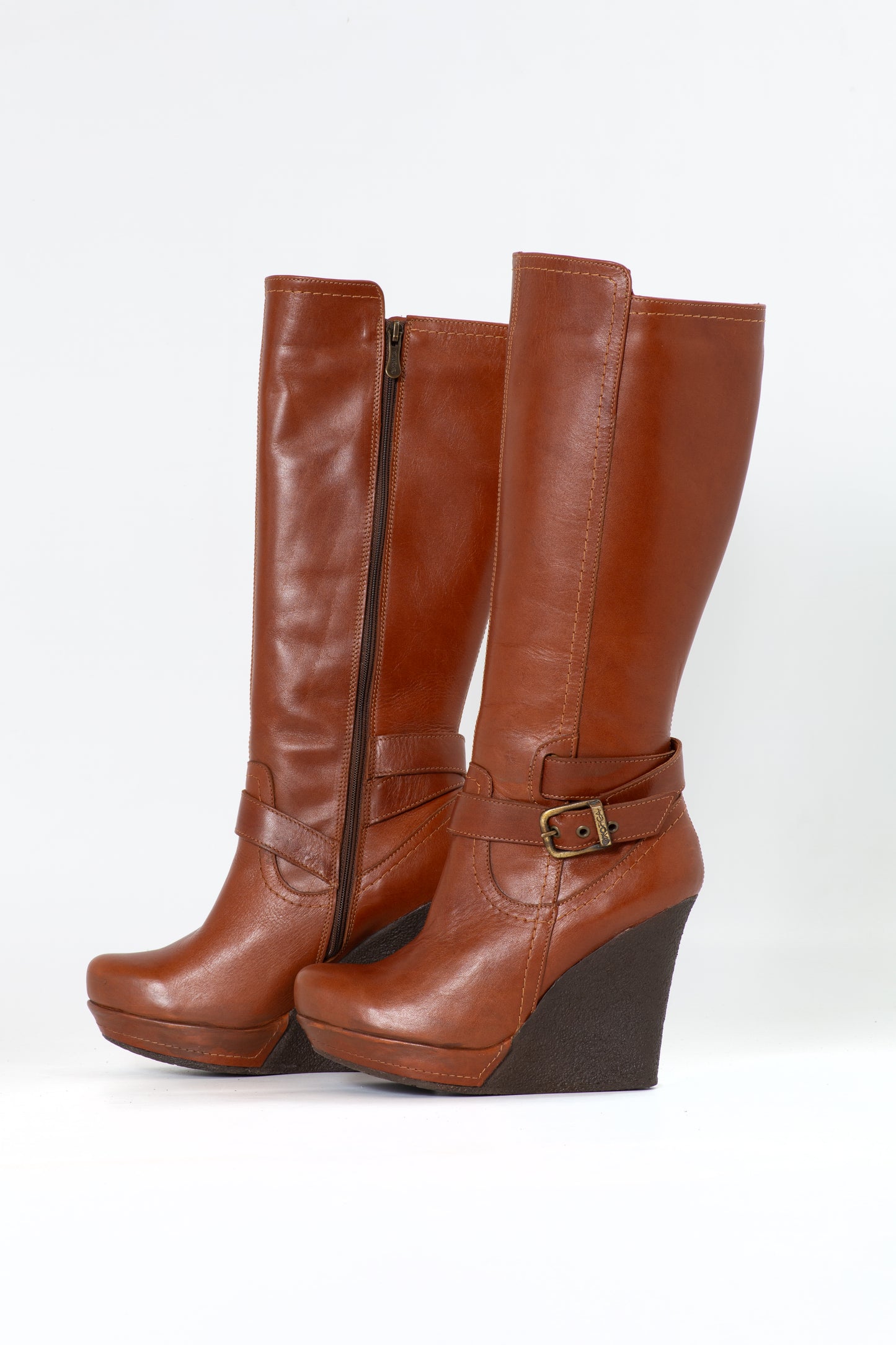 BOTA LEONOR INV26