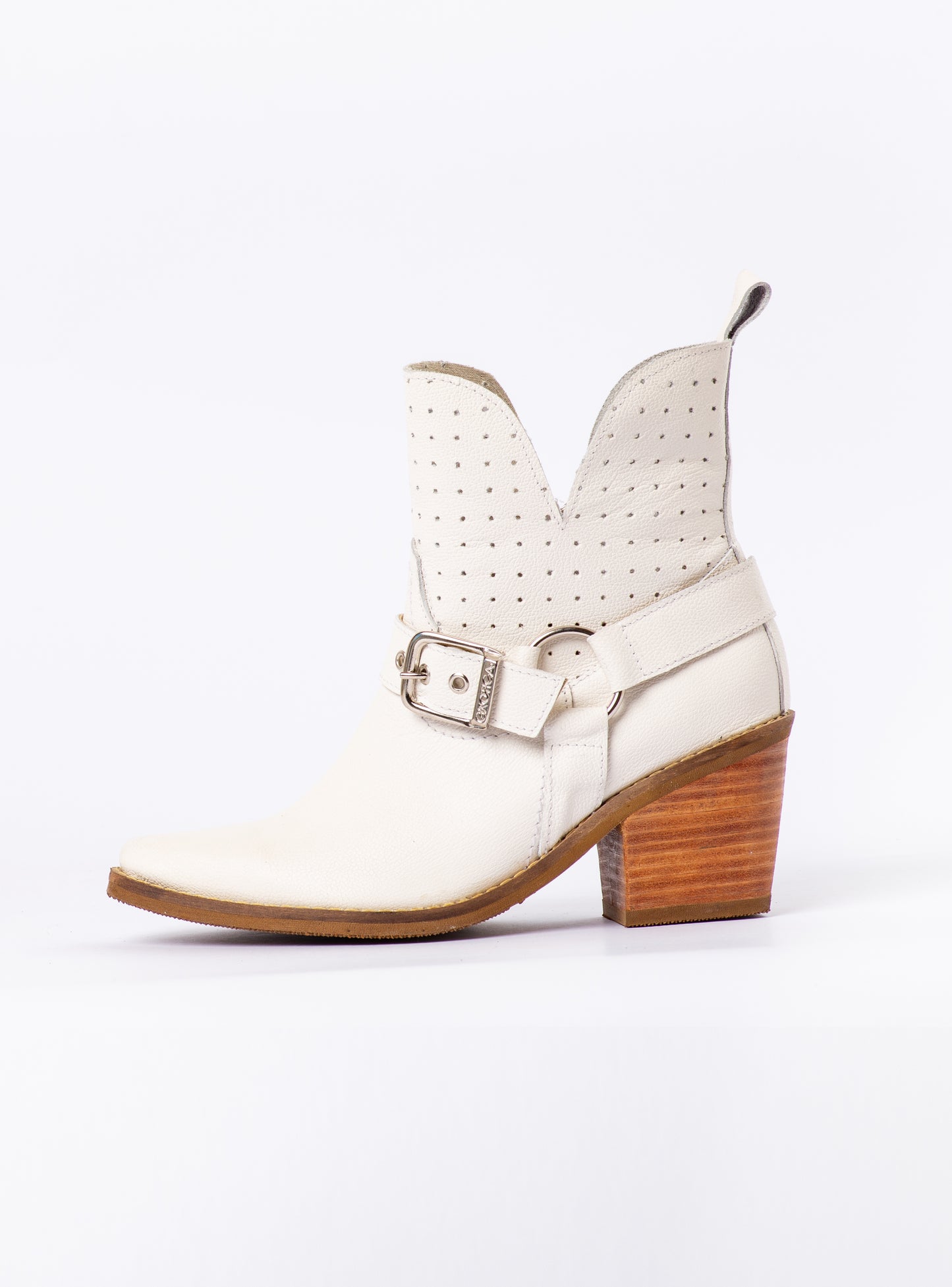 BOTIN ABRIL PR25
