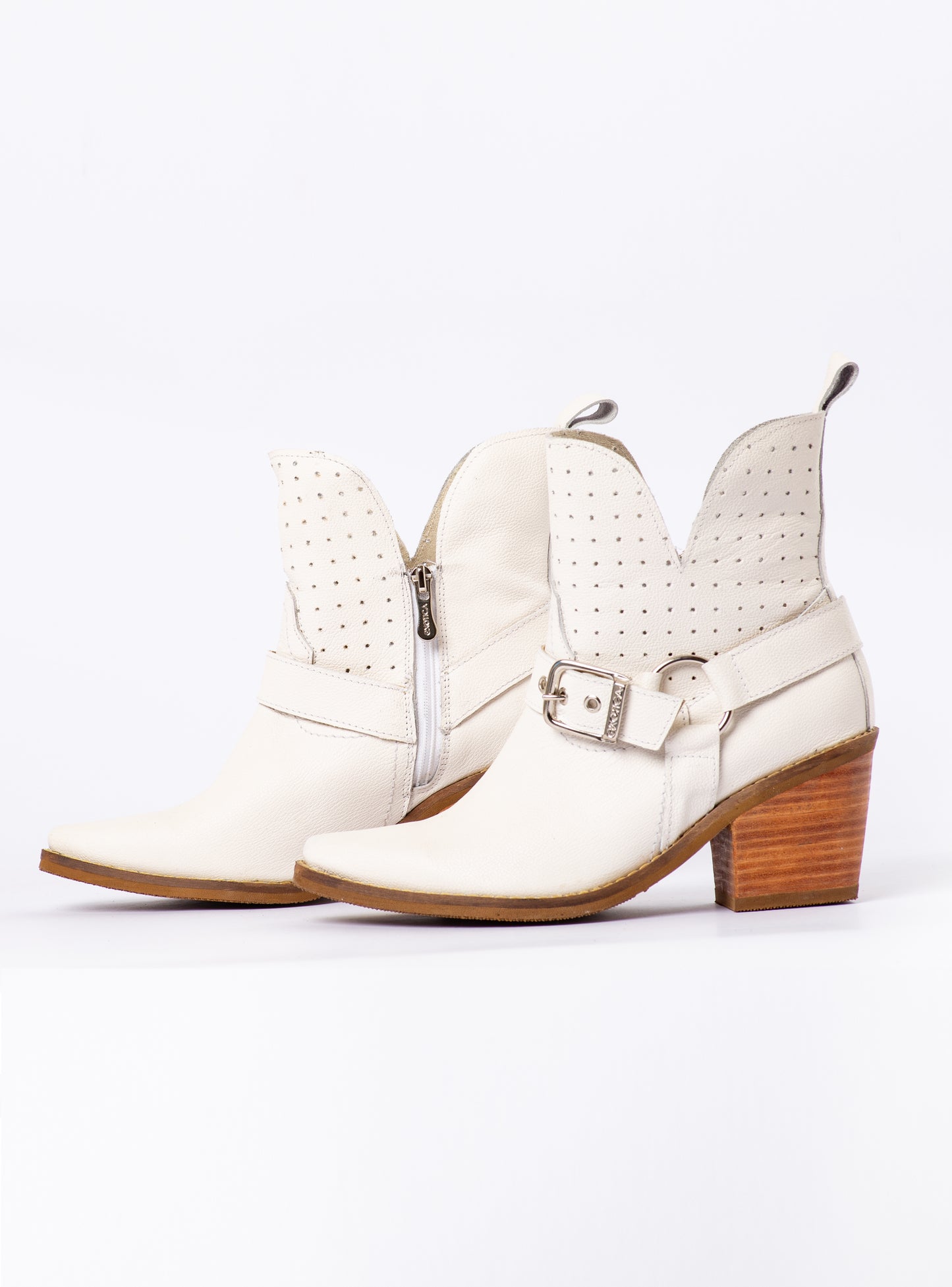 BOTIN ABRIL PR25