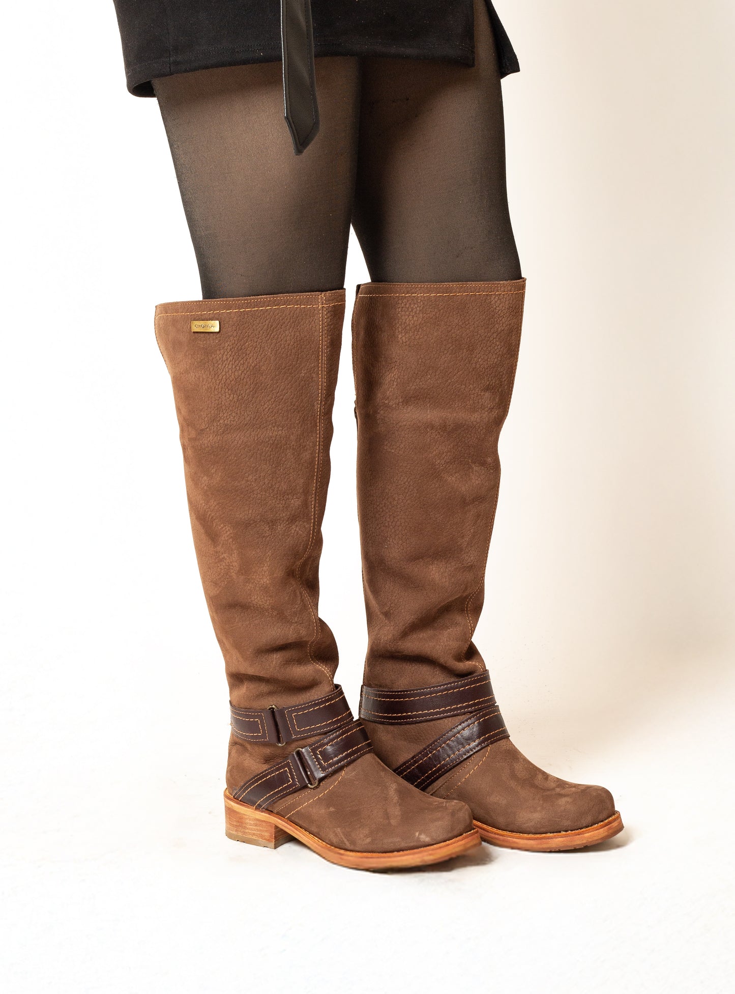 BOTA BUCANERA BRENDA INV26