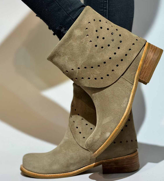 BOTIN CARLA