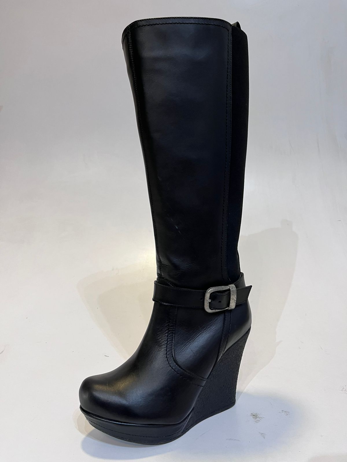 BOTA CASSIE