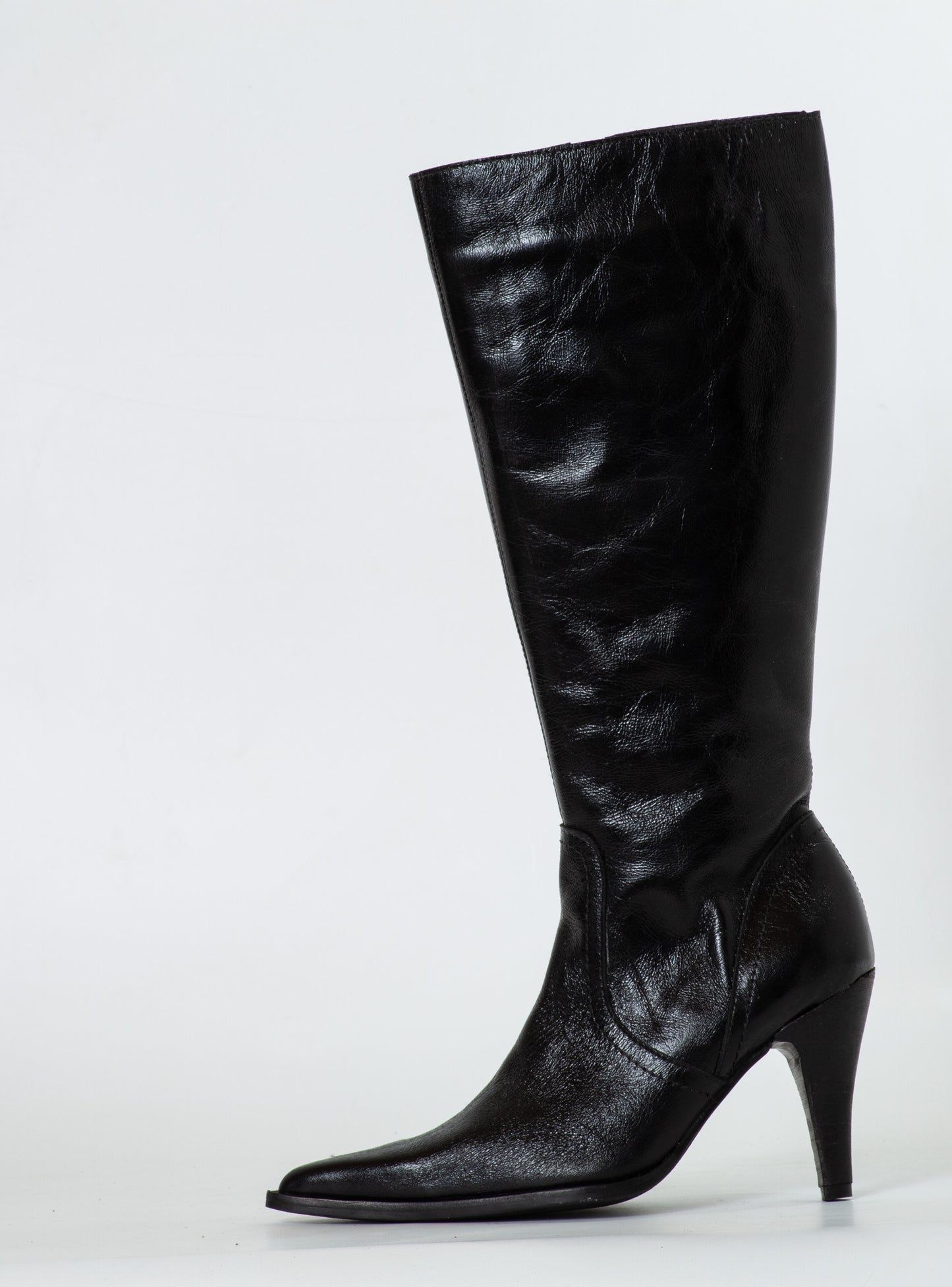 BOTA MACA INV26