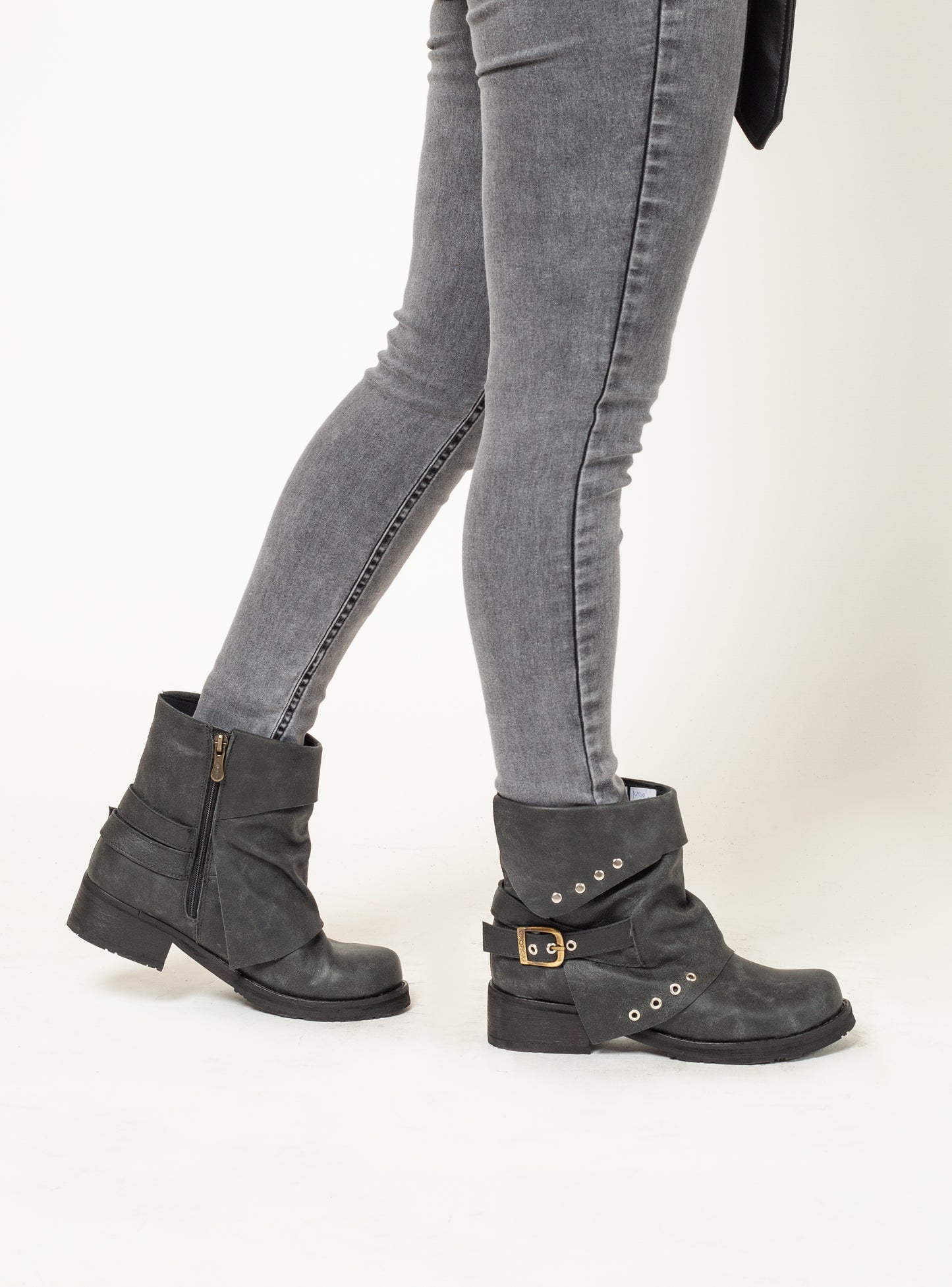 BOTIN NOEMI INV26