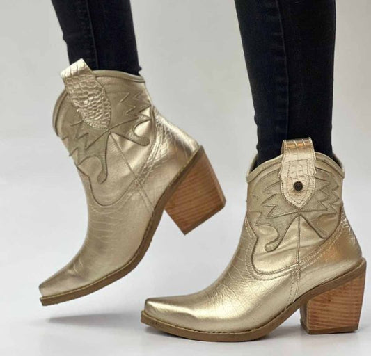BOTIN SALLY