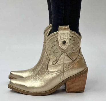 BOTIN SALLY