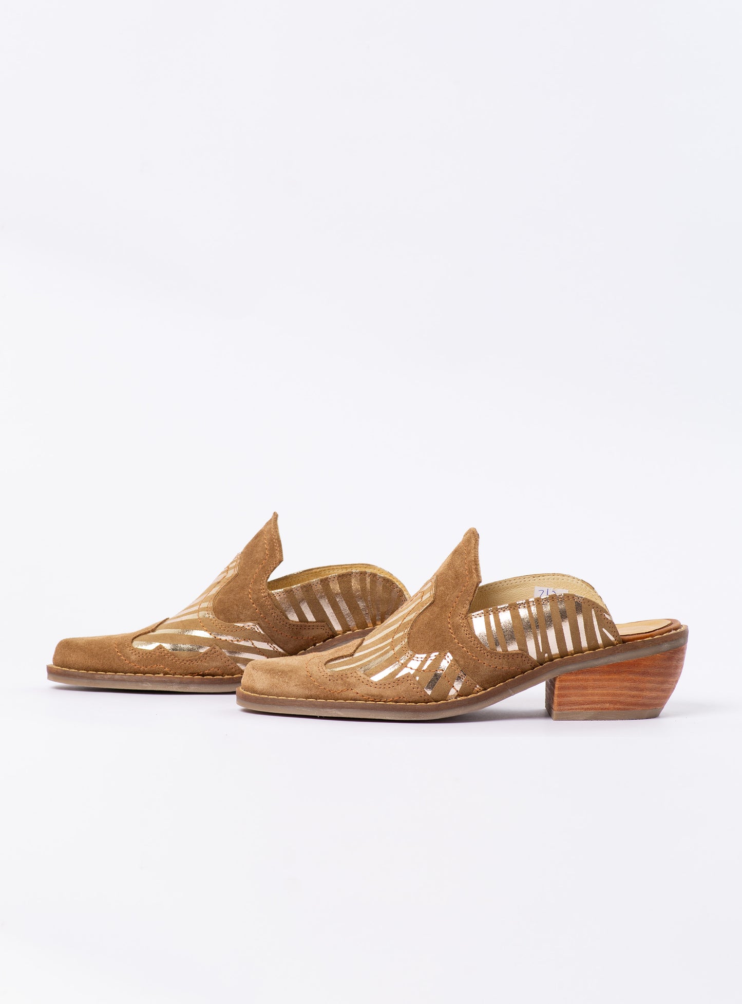 PUNTILLA SCARLET PR25