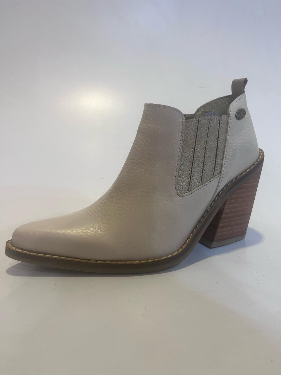 BOTIN SUSAN