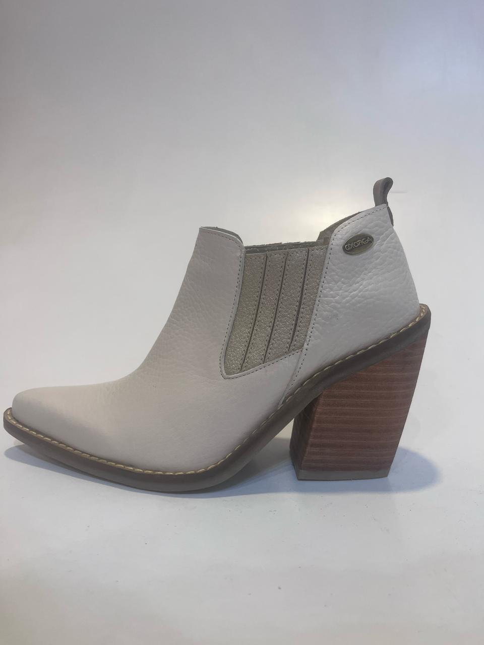 BOTIN SUSAN