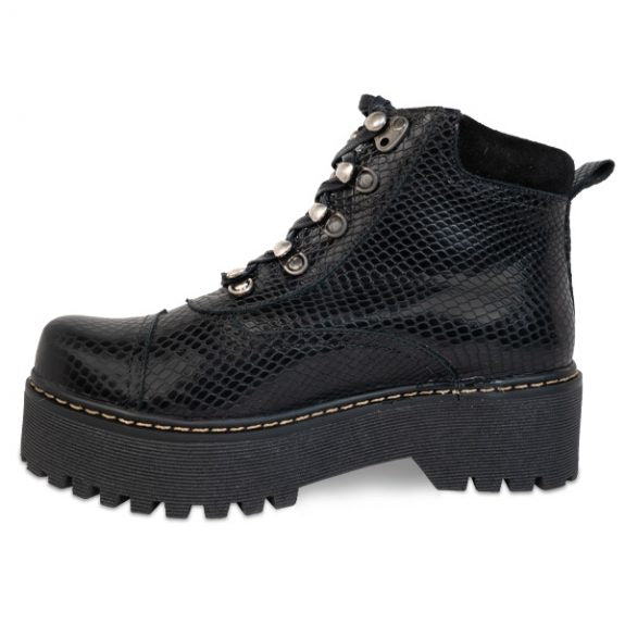 BOTIN ZULLY